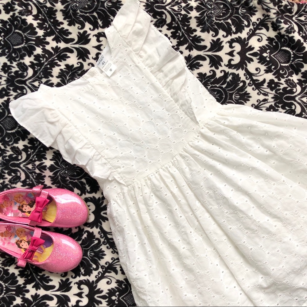 Carter’s white dress